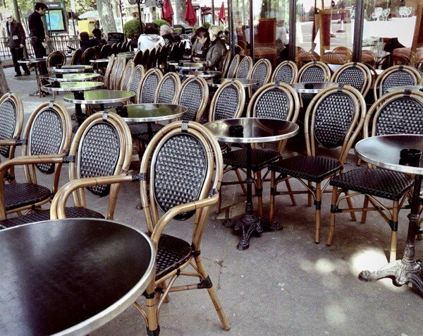 sidewalk cafe paris