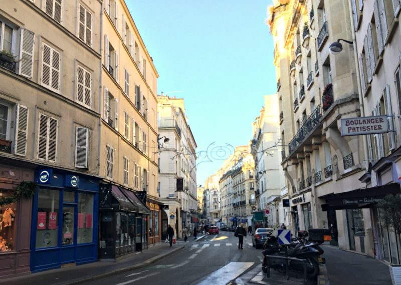 Paris rive gauche, Sunday morning
