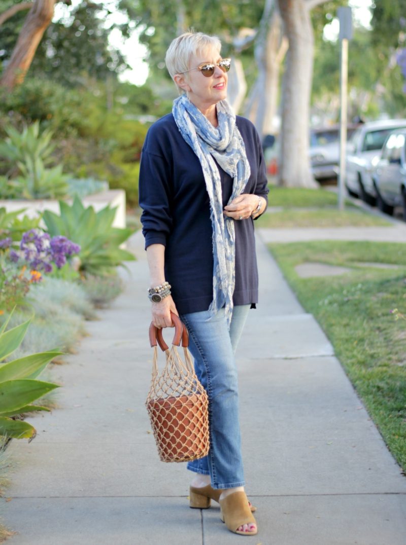 Outfit: An Easy Cotton Tunic And A Different Kind Of Statement Bag