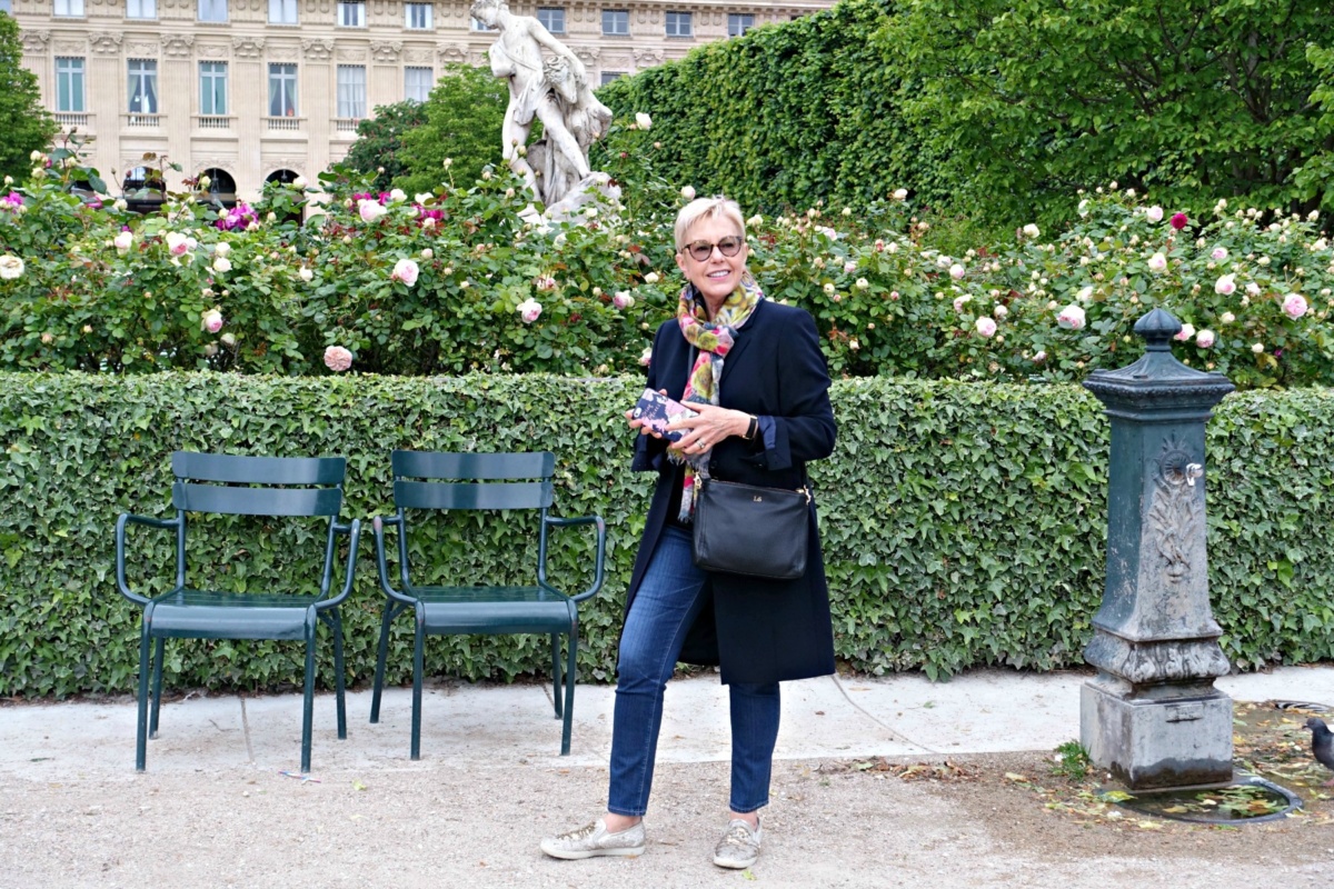 In the Palais Royal gardens in Paris. Details at une femme d'un certain age.