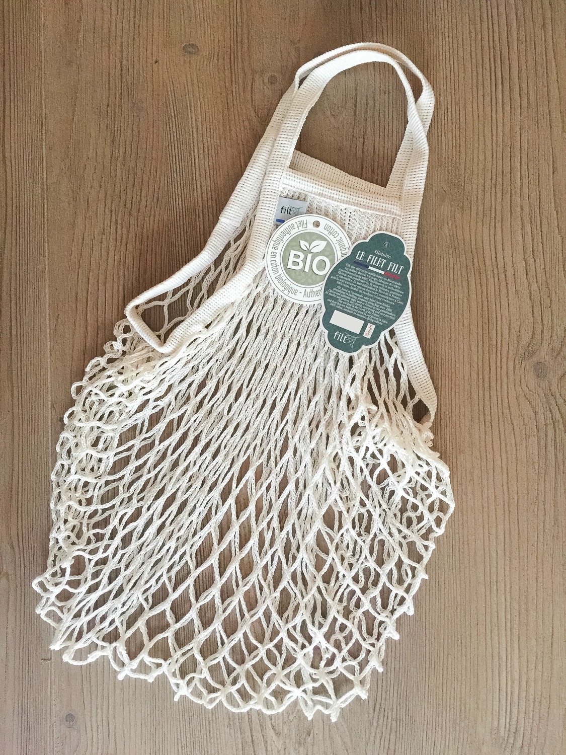 Organic cotton net shopping bag. Details at une femme d'un certain age.