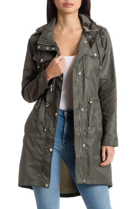 Badgley Mischka water repellent anorak in olive. More utility jackets at une femme d'un certain age.