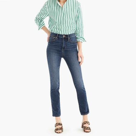 J.Crew Point Sur high-rise slim straight jeans. Details at une femme d'un certain age.