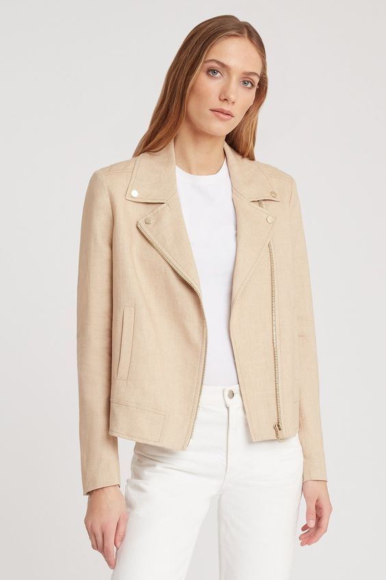 Cuyana linen moto jacket in Sand. Details at une femme d'un certain age.