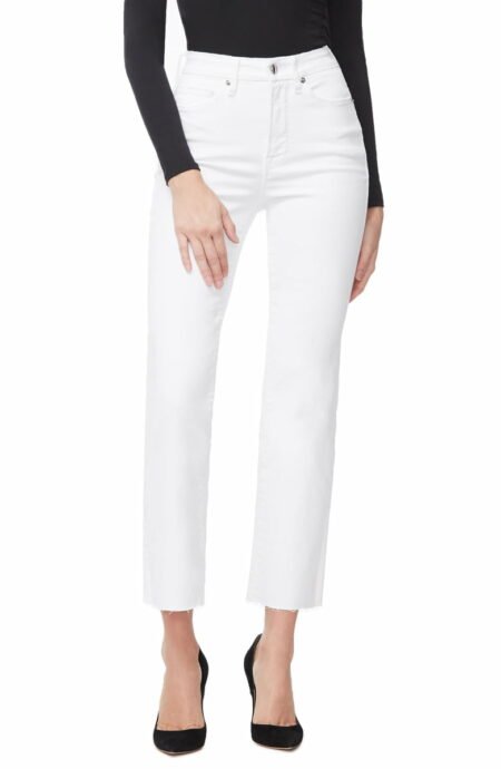 Good Curve by Good American jeans in white. Details at une femme d'un certain age.
