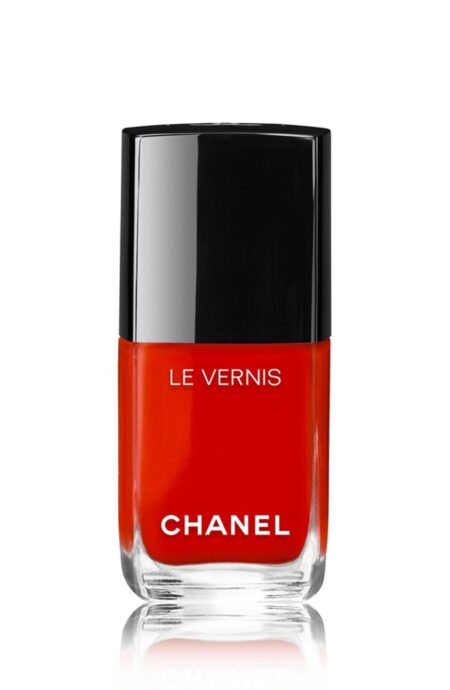 Chanel Le Vernis Longwear polish in "Gitane." Details at une femme d'un certain age.