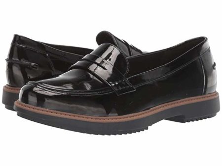 Women's loafers for fall: platform and lug soles provide extra cushioning in an updated style. Clarks Raisie Eletta platform loafer in black patent. Details at une femme d'un certain age.