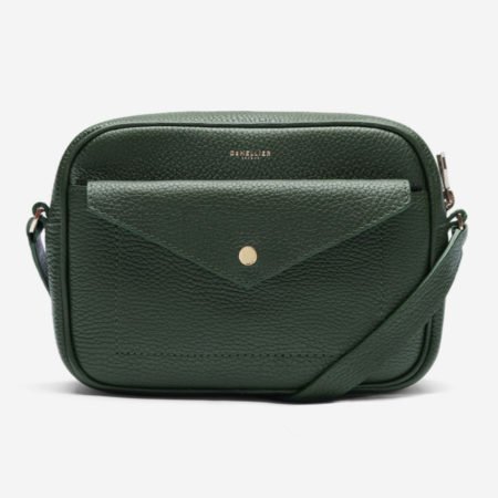 DeMellier London Oxford crossbody bag in Forest Grain leather. Details at une femme d'un certain age.