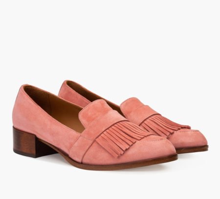 J.Crew fringed suede loafer in soft coral. Details at une femme d'un certain age.