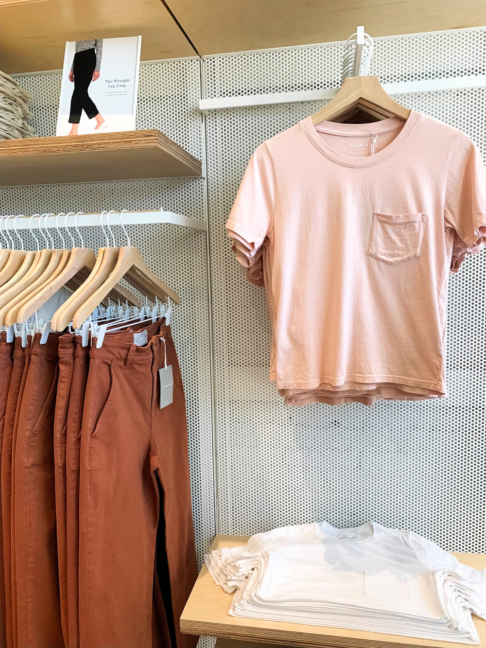 Everlane straight leg crop pants in "Cider" (rust) and cotton pocket tee in "Rose (pigment dyed)". Details at une femme d'un certain age.