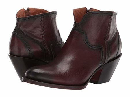 Lucchese Erika western style boots in burgundy. Details at une femme d'un certain age.