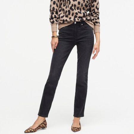 J.Crew straight leg jeans in charcoal wash. Details at une femme d'un certain age.