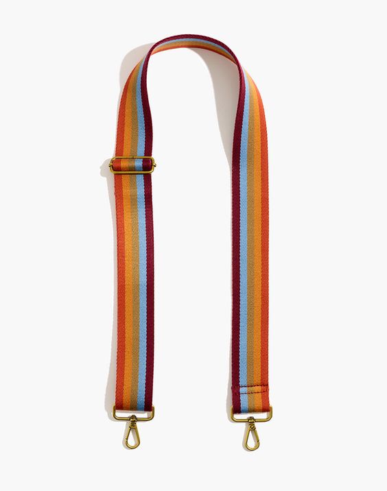 Madewell rainbow adustable bag strap. Details at une femme d'un certain age.