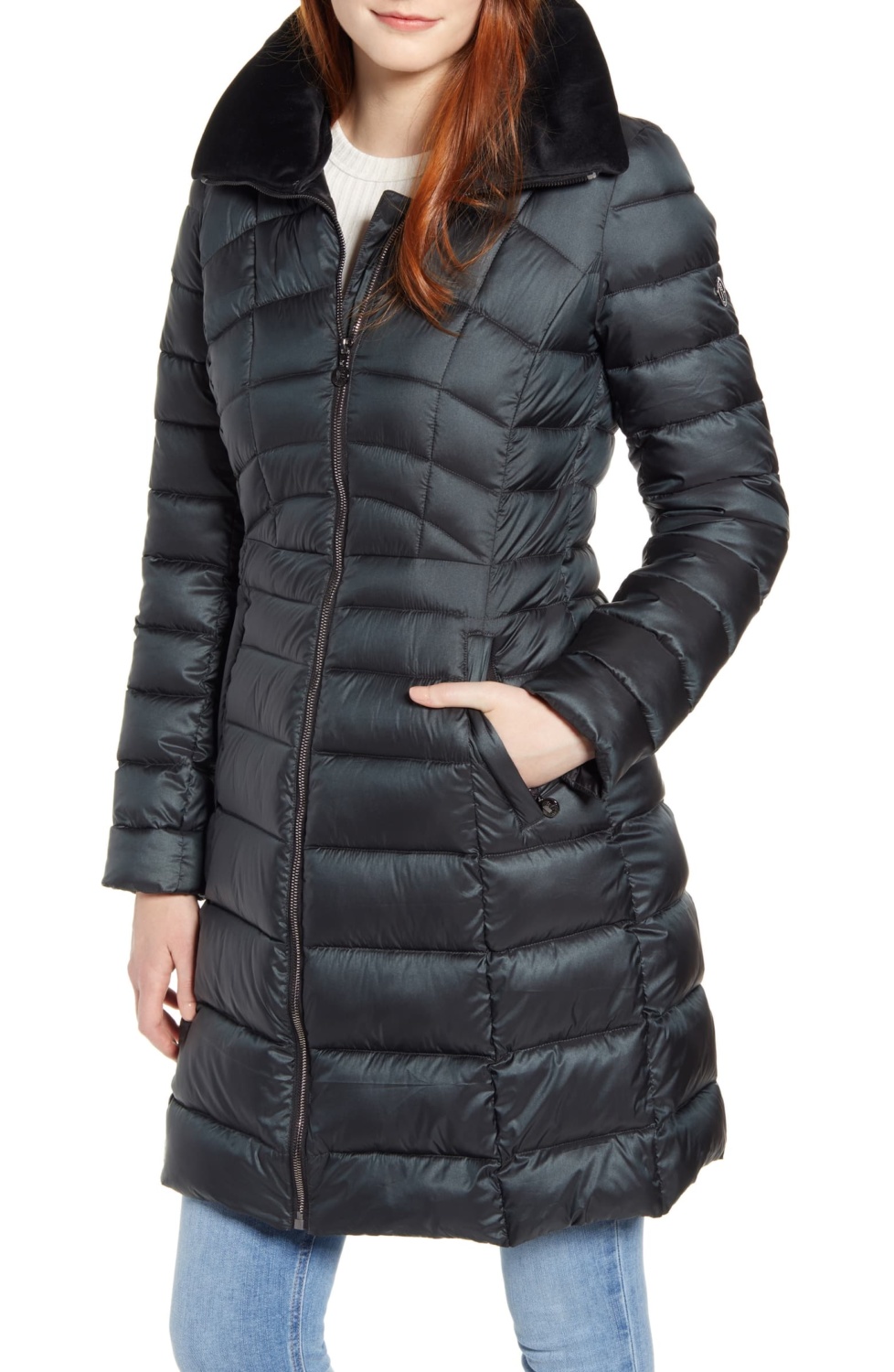 Bernardo water-resistant puffer coat. Details at une femme d'un certain age.