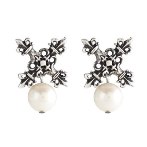 French Kande silver X earrings with pearl dangle. Details at une femme d'un certain age.