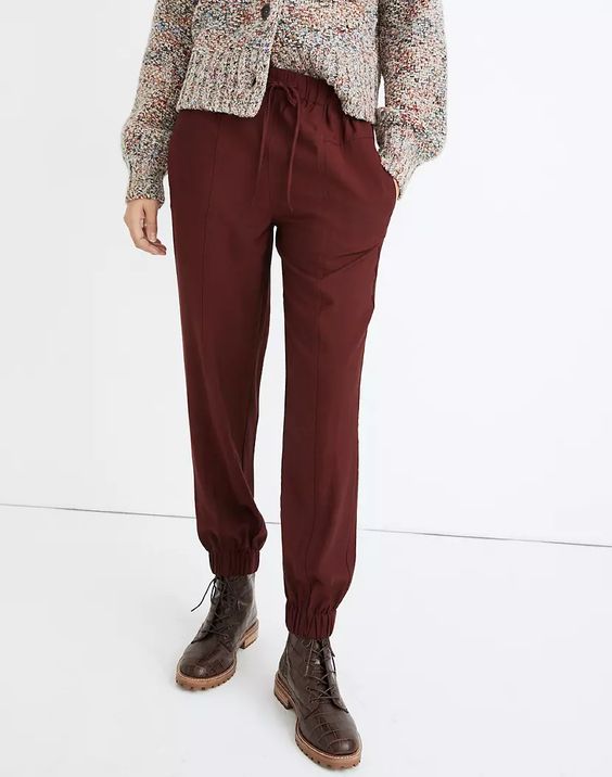 Madewell seamed track trousers. Details at une femme d'un certain age.