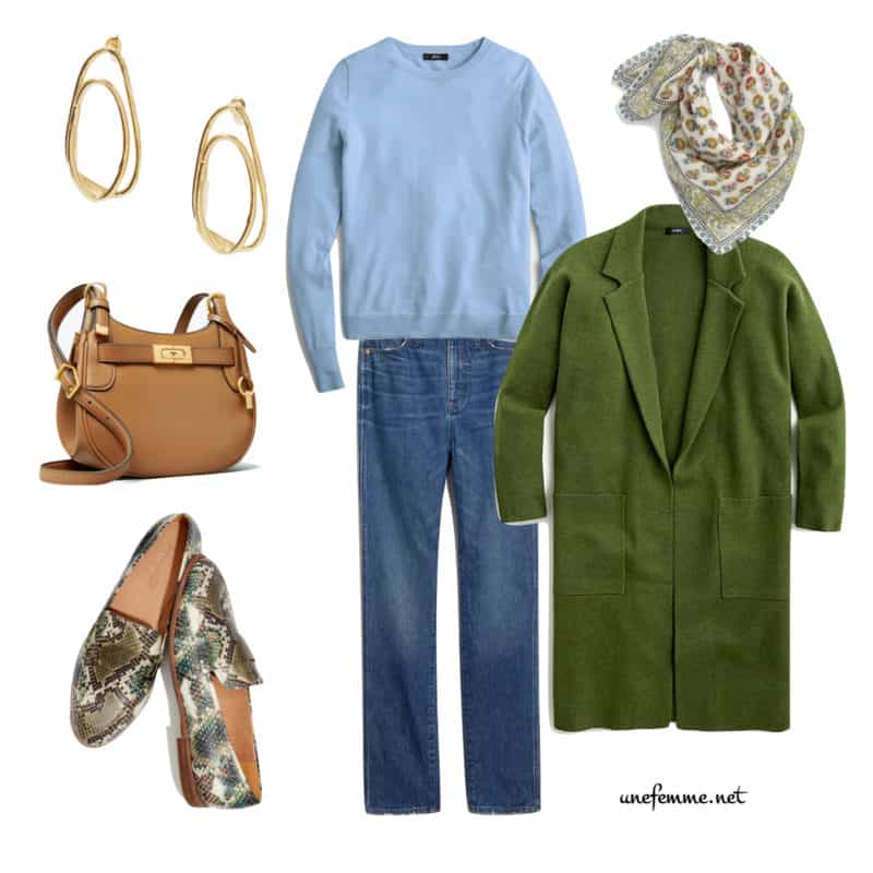 A refined casual look with gold earrings, sweater, jeans, snake print loafers, Tory Burch Lee Radziwill shoulder bag and sweater coat. Details at une femme d'un certain age.