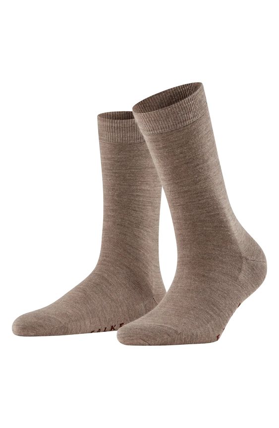Falke soft merino socks in Pebble.