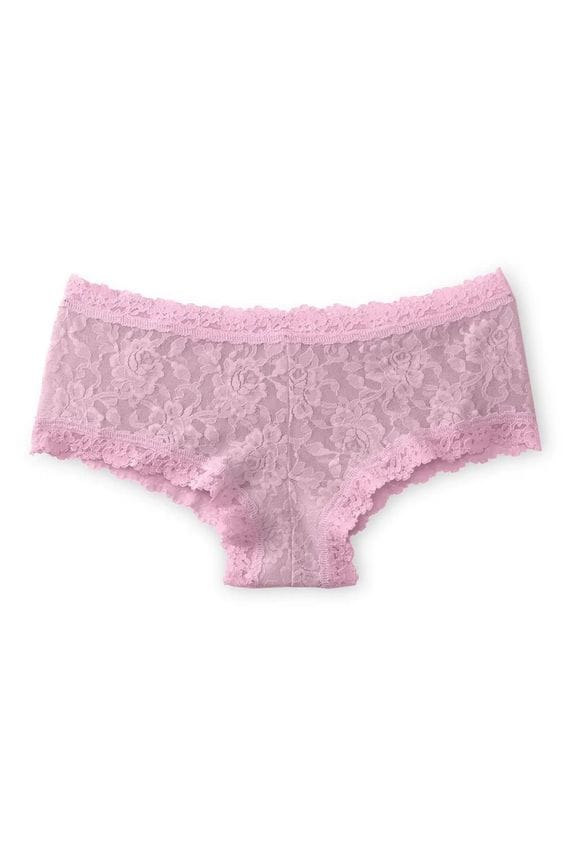 Hanky Panky lace boyshorts in pink.