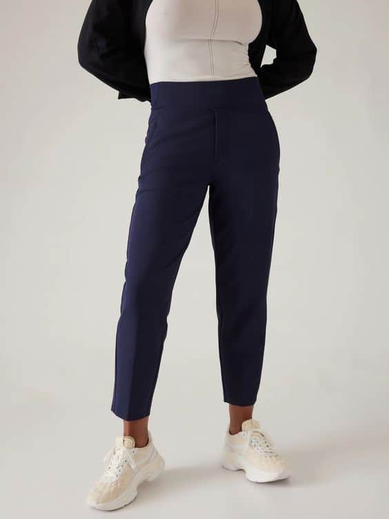 Athleta endless pants in Navy.