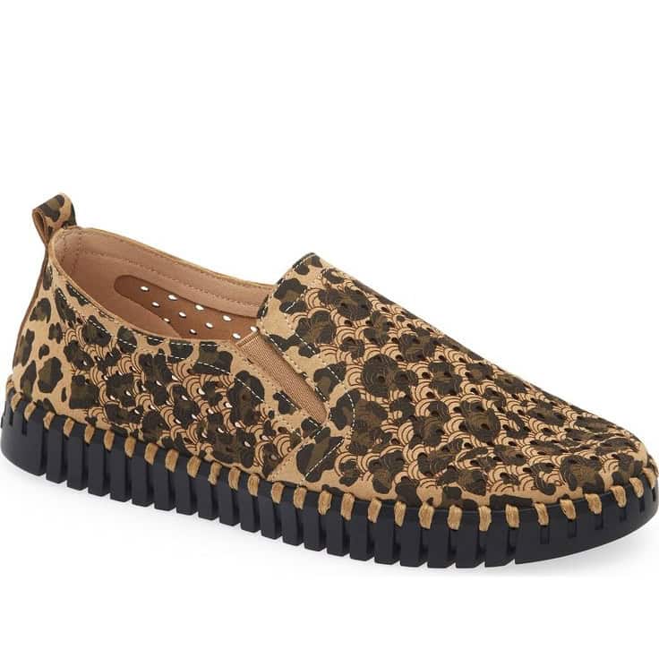 Nsale: Ilse Jacobsen "Tulip" slip-on in leopard print.