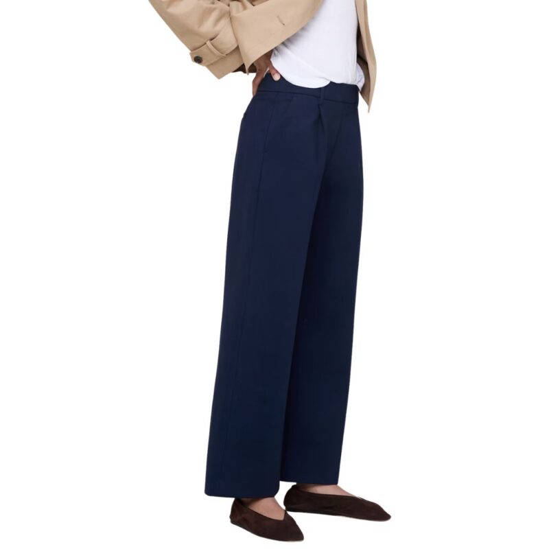 Banana Republic wide-leg ponte knit pants, navy.